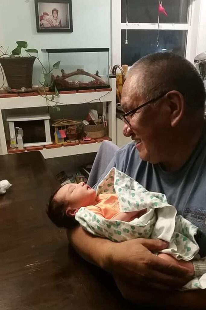 scʕasxəń Shale Clayton Edward with his Grandfather ktapəniwt Rob Edward.